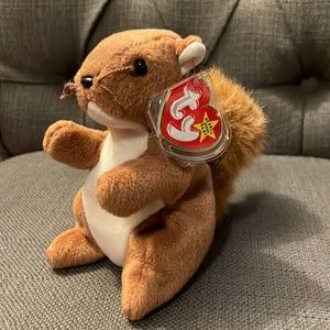 Vintage Nuts the Squirrel TY Beanie Baby